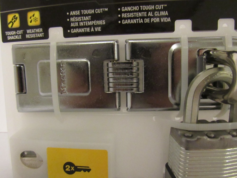 Master Lock M701BLCD 6 1/4 Inch Zinc Double Hinge Hasps W/Padlock