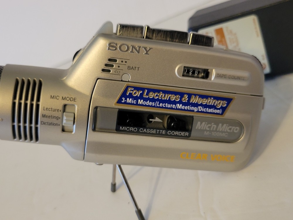 Sony Clear Voice Mic'n Micro M-100MC Micro Cassette Recorder (READ DESCRIPTION)