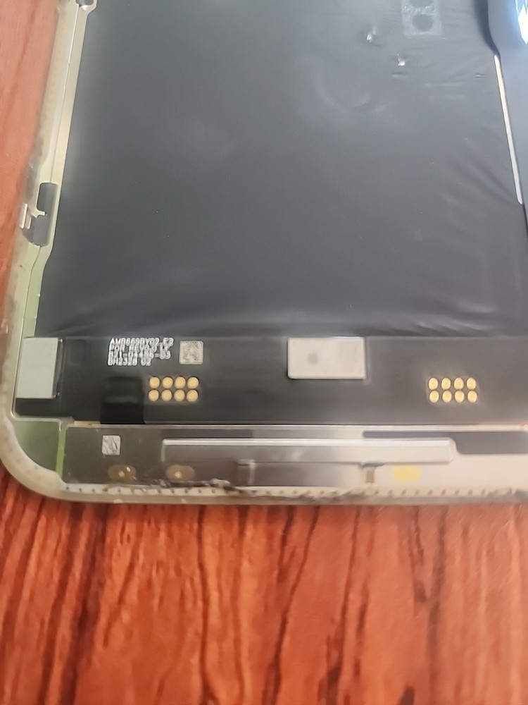 CRACKED OEM iPhone 15 Pro Max LCD Screen Replacement - LCD ONLY