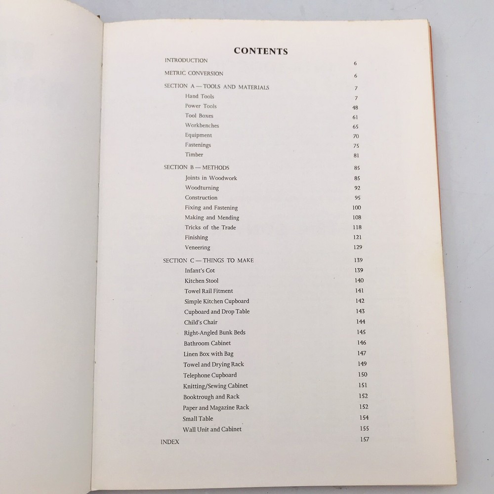 VTG 1974 Practical Woodworking Guide to Tools Materials Methods Hamlyn Publ
