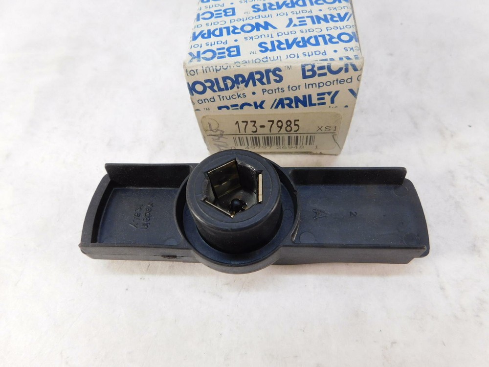 Distributor Rotor for MAZDA Beck/Arnley 173-7985