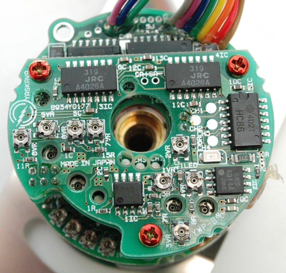 Yaskawa Incremental encoder UTOPH-81AVF *REPAIR EVALUATION ONLY* [PZJ]