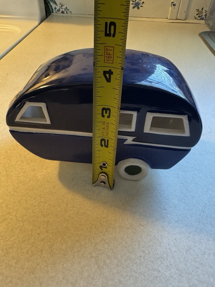 Retro Blue/White Ceramic Light up Camper ***READ DESCRIPTION***