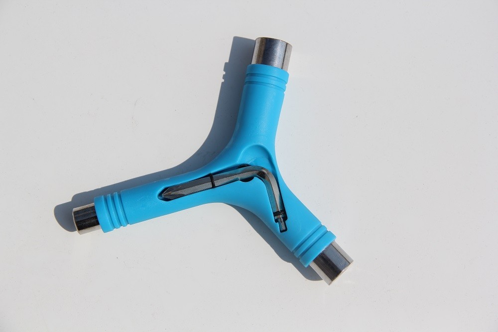 Social Skate Tool Threader Blue