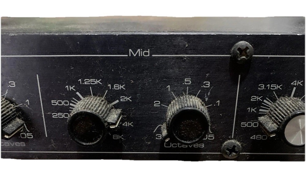 Ashly PQ63 Parametric Equalizer Rack Mount 1U Peak Indicator Analog Black