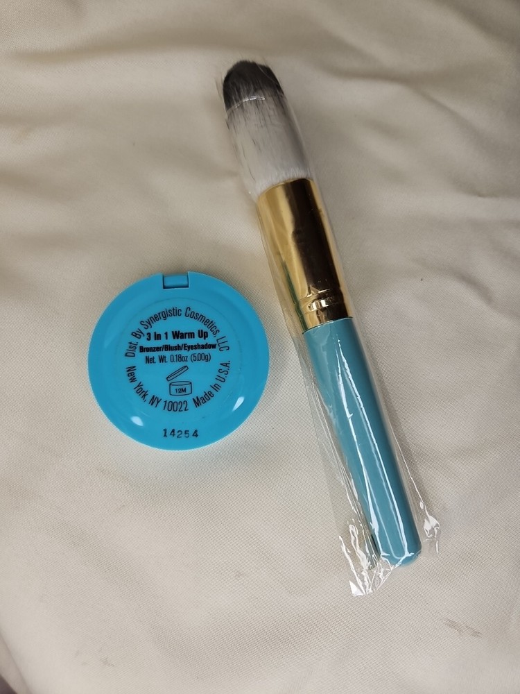 Carmindy & Co Bronzer/ Blush/ Eyeshadow