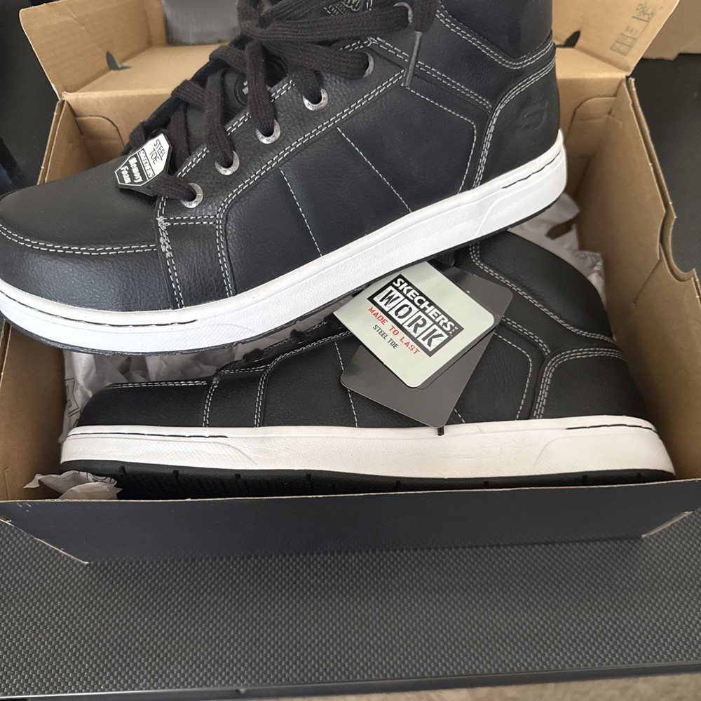 Skechers Boots Safety Watab in Black
