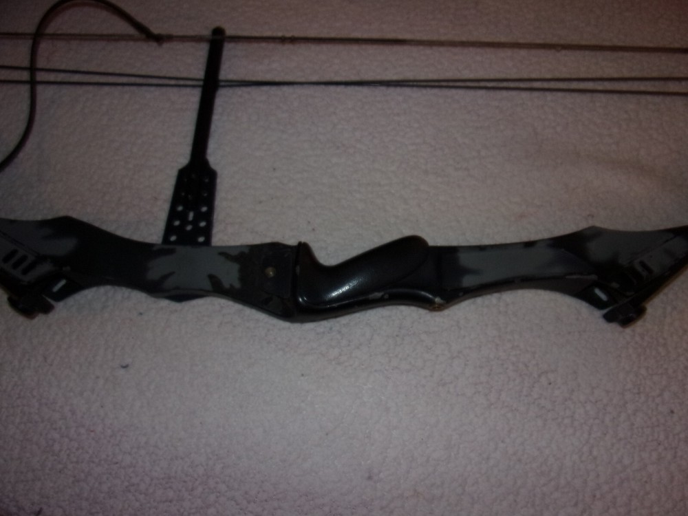 PSE Game Sport Compound Bow