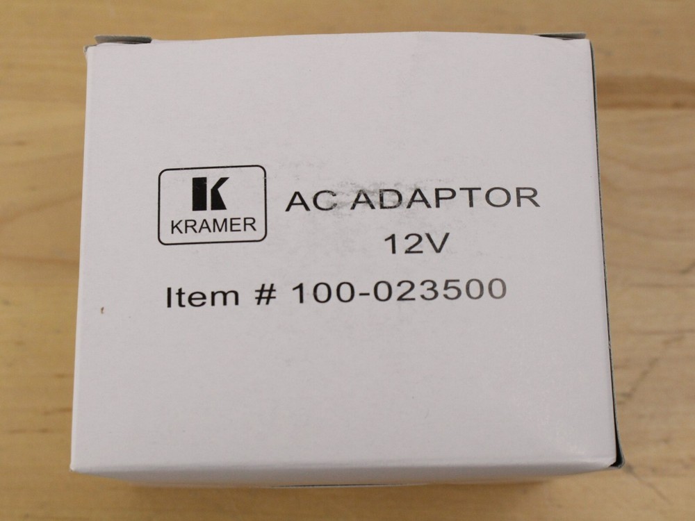 Kramer WP-110/U Active Wall Plate XGA Line Transmitter Computer Graphics Video