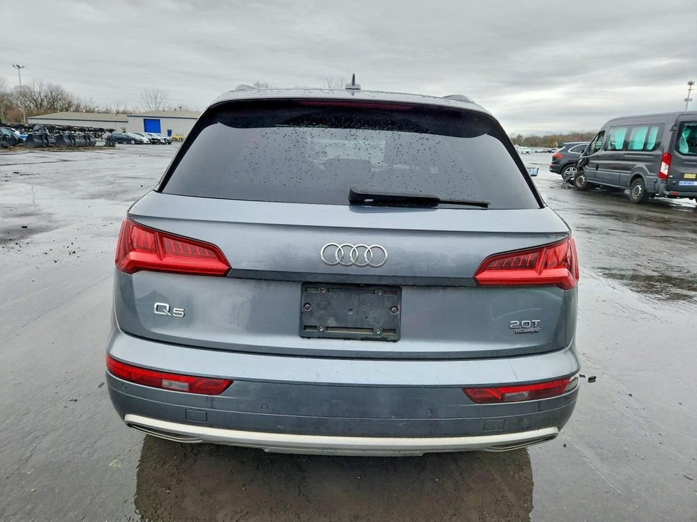 Used Headrest fits: 2018 Audi Q5 Grade A