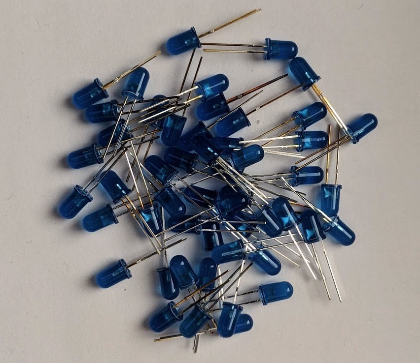10pc  BLUE 5mm LED Light Emitting Diode - Christmas Lights , etc.
