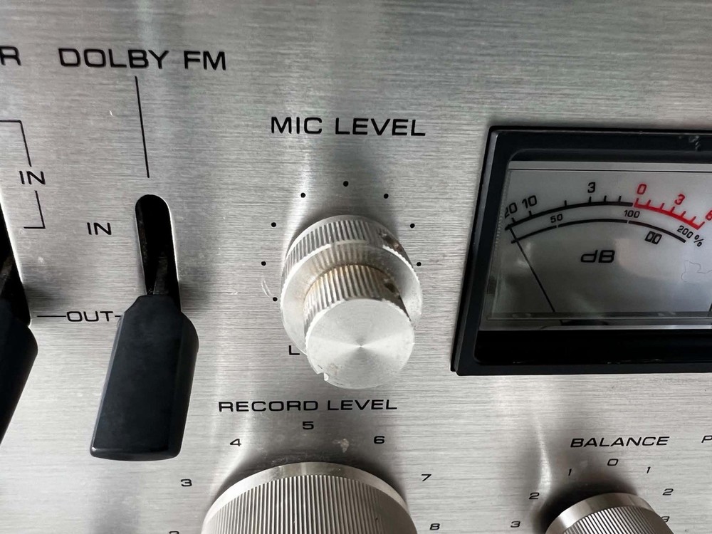 Technics RS-676AUS Stereo Cassette Deck (READ DESCRIPTION)