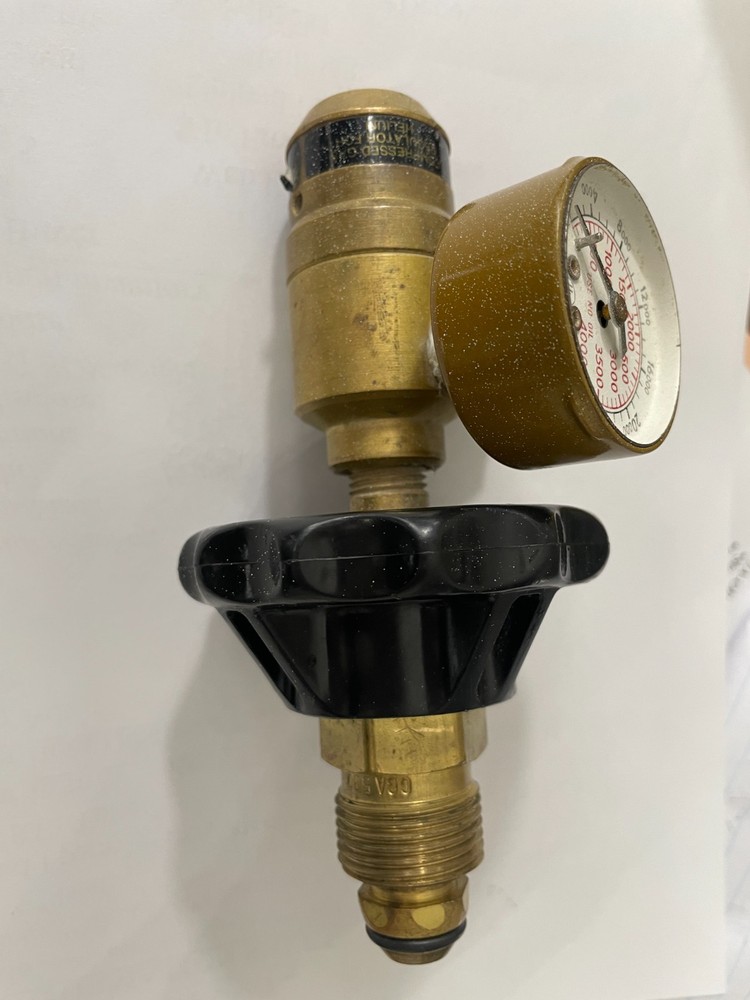 Western Compression Regulator-Gas Pressure Reducer CGA580