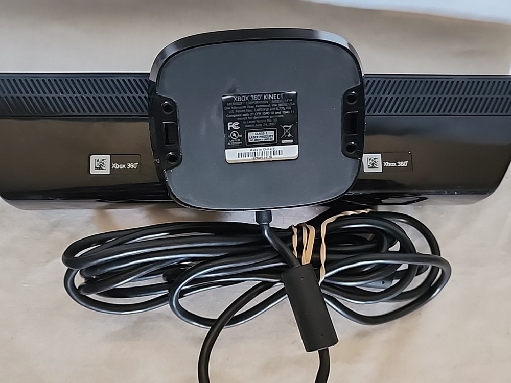 Microsoft Xbox 360 Kinect Connect Black Sensor Bar USB Corded Model 1414