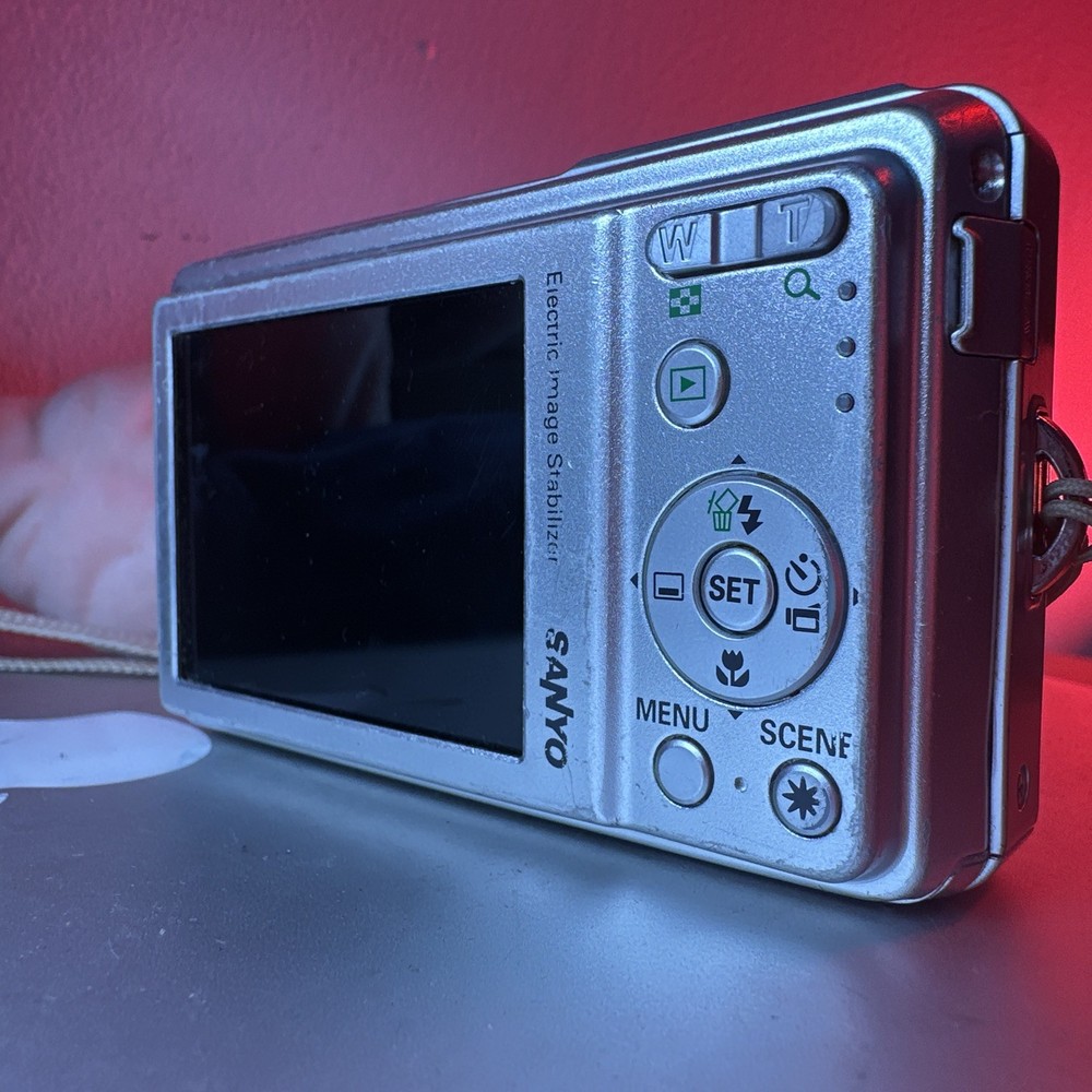 Sanyo VPC- E10 ex Digital Camera