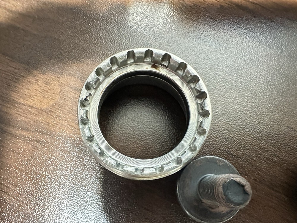 1990 GT Titan 68mm square taper bottom bracket