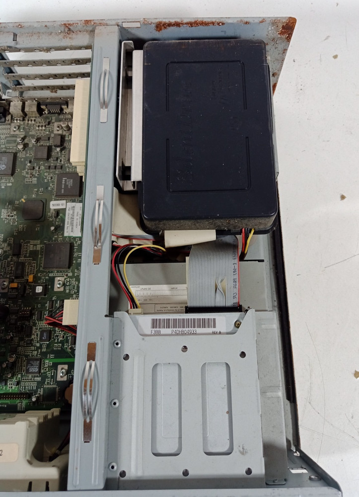 Vintage AST Bravo MS 6266 4300C/95 Desktop Computer Pentium II - Powers On