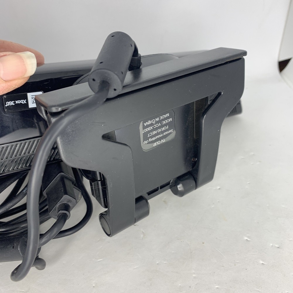 Microsoft XBOX 360 Kinect Sensor Bar Model 1414 Black with Power Adapter