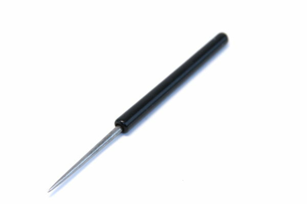 GlasWeld Probes are helpful for removing debris from a break with Fixed-Tip