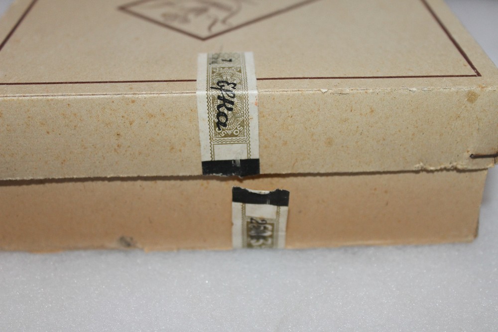 WW2 German Efka Cigarette Rolling Papers Pack,Unissued from Original Maker's Box