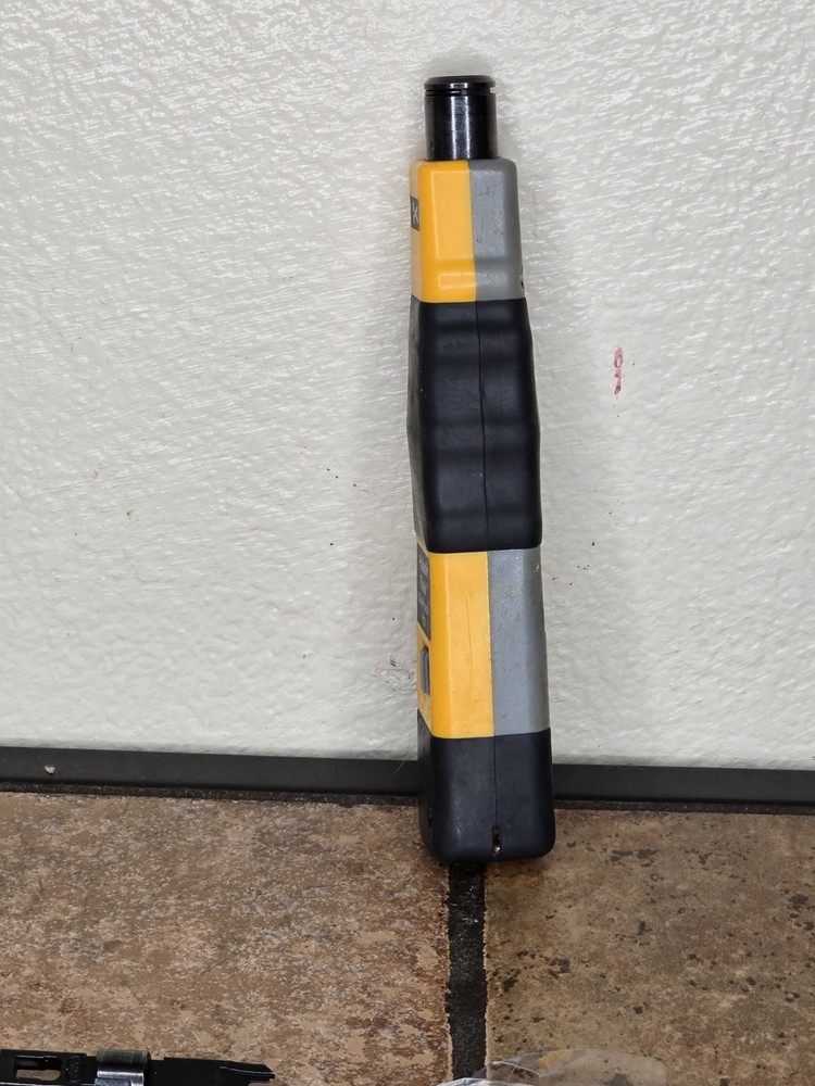 Paladin Tools PA4941 DataComm Technicians Surepunch PDT With 4 Bits Tech