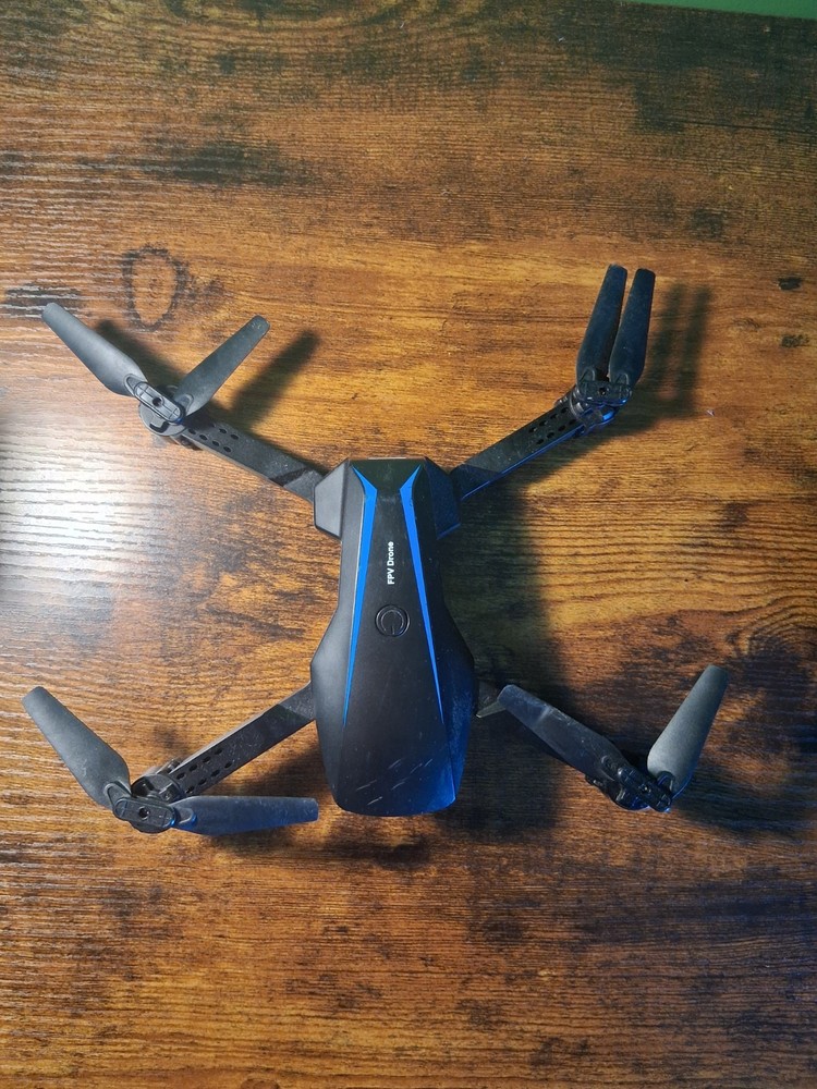 RADCL0 Foldable Quadcopter Drone HD Camera, Controller, 2 Batteries, Carry Case
