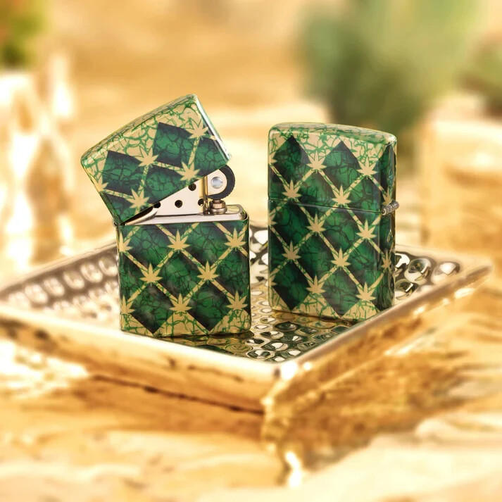 Gorgeous Argyle Leaf Multisided Premium Zippo Lighter