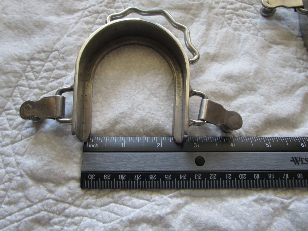 2 1/2" WESTERN BUMPER SPURS 3/4" WIDE