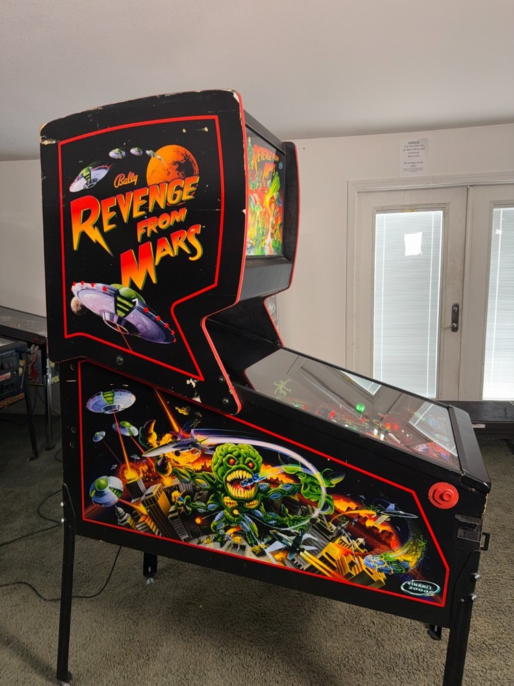 Revenge From Mars Pinball Machine