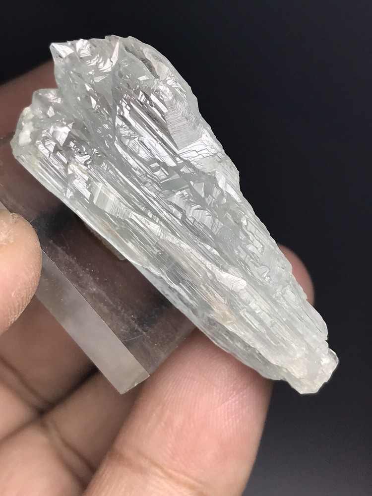 DT Aquamarine Crystal With Unique Etching