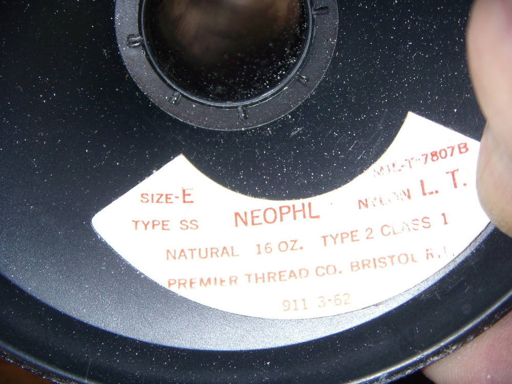 NEOPHL WHITE THREAD SEWING MACHINE/ 13.2 OZ FREE SHIP