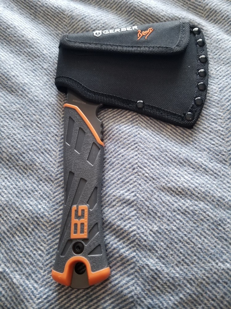 Bear Grylls Hatchet