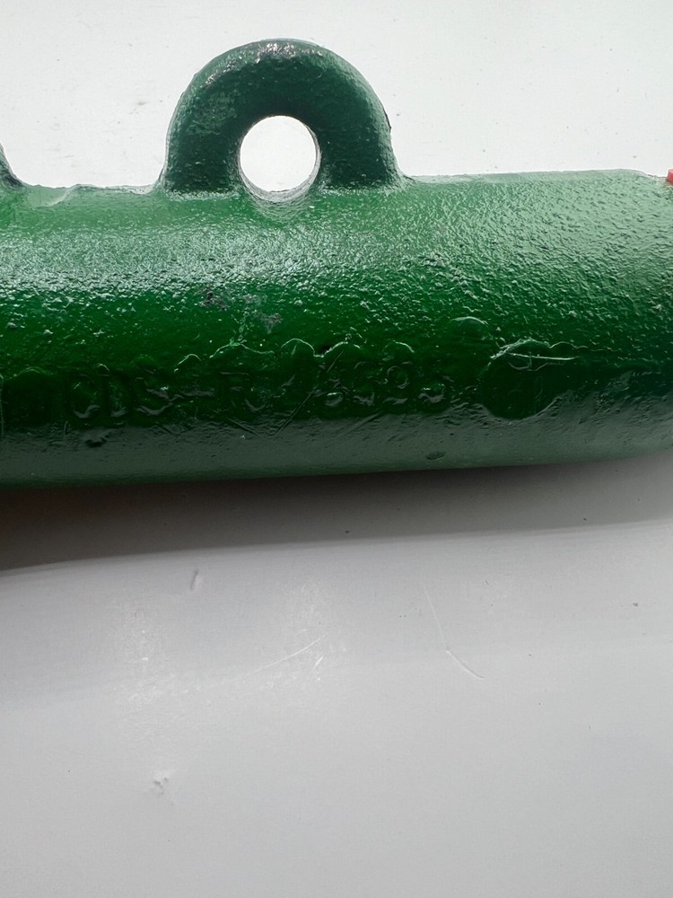 Casting Lower Lift AN002262 Fits John Deere