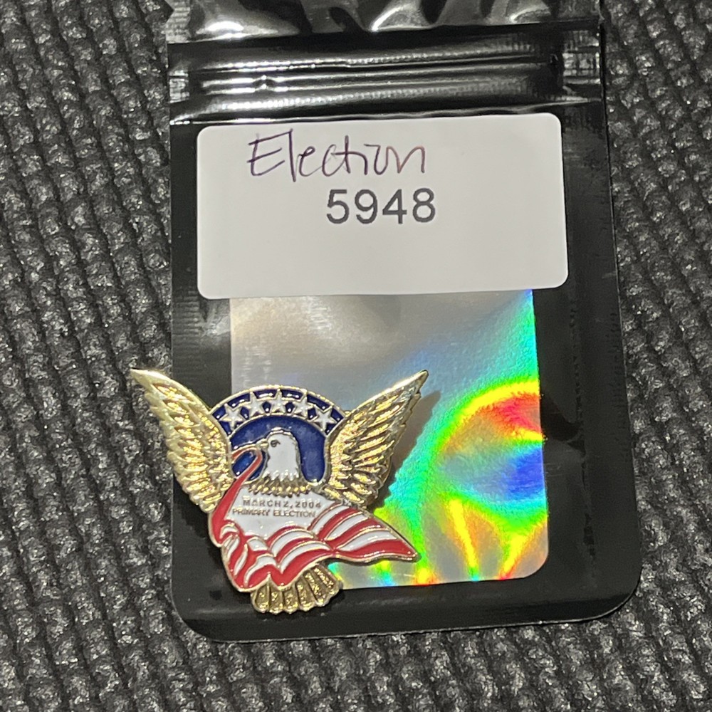Primary Election 2004 Eagle Flag lapel pin 5948