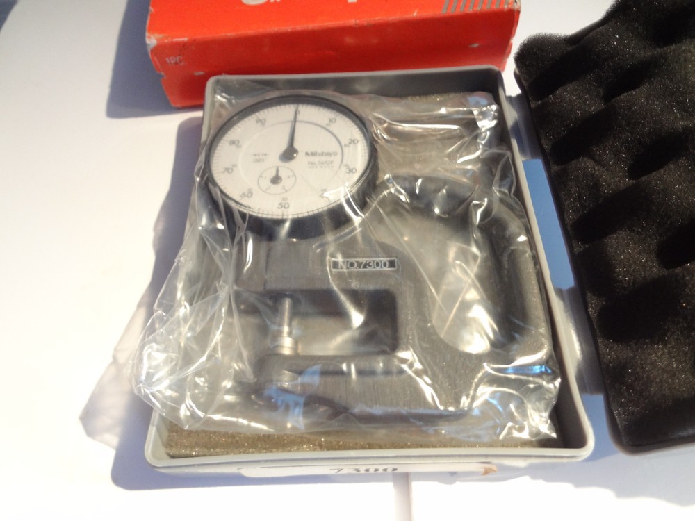 Mitutoyo Dial Thickness Gage No. 7300