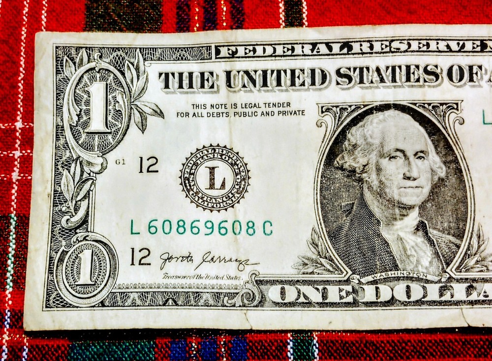(3) FLIPPER FANCY SERIAL NUMBER $1 NOTES!!! 2 BOOKEND AND REPEATING!!! Error!