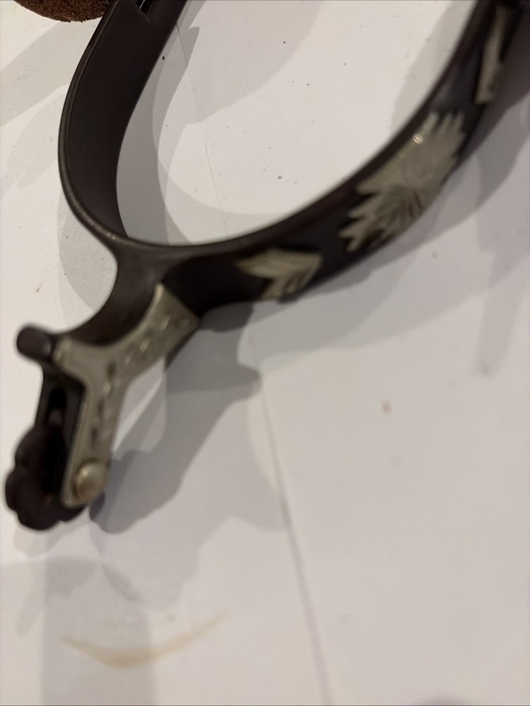 Weaver Spurs And Spur Strap Set