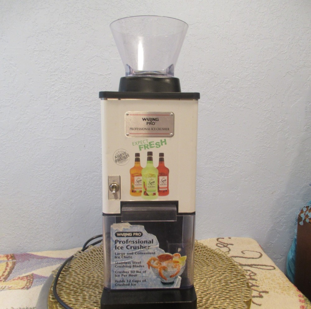 Waring Pro Ice Crusher Model IC70 Professional Ice Crusher TESTED WORKING