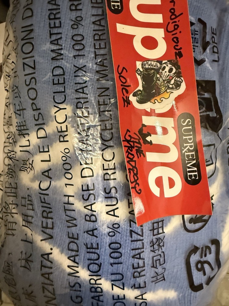 Supreme Angora Script Sweater Light Blue FW25 Size Medium Brand New