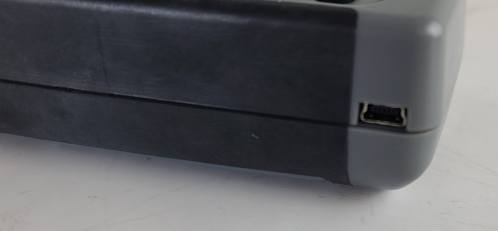 Ideal SignalTek Gigabit Ethernet Certifier ~ Powers On