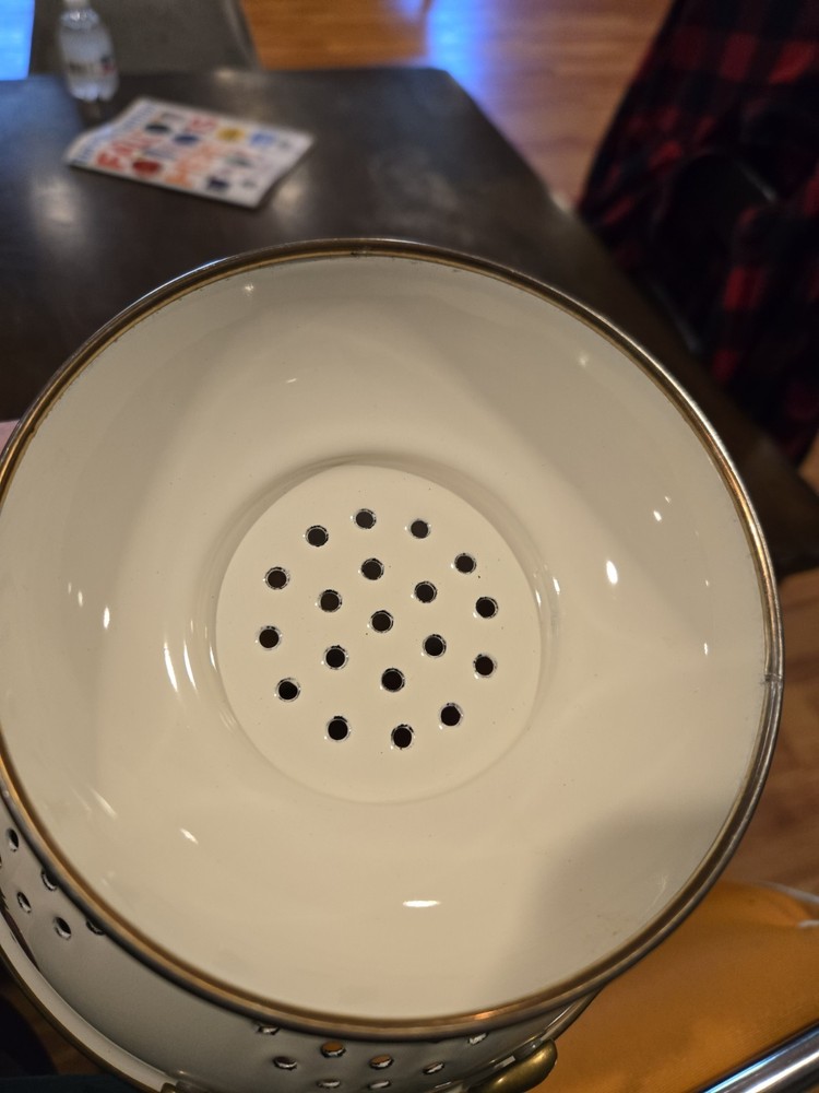 Vintage White Enamel Metal Colander Strainer Fruit Design 9.5" Kitchen