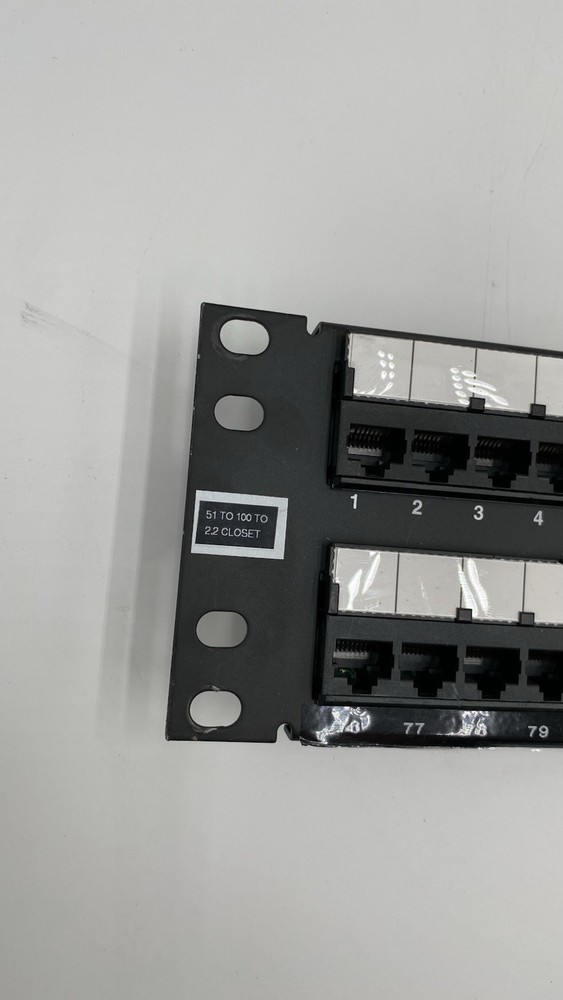 AMP CATEGORY 5e SYSTEM 48 port patch panel