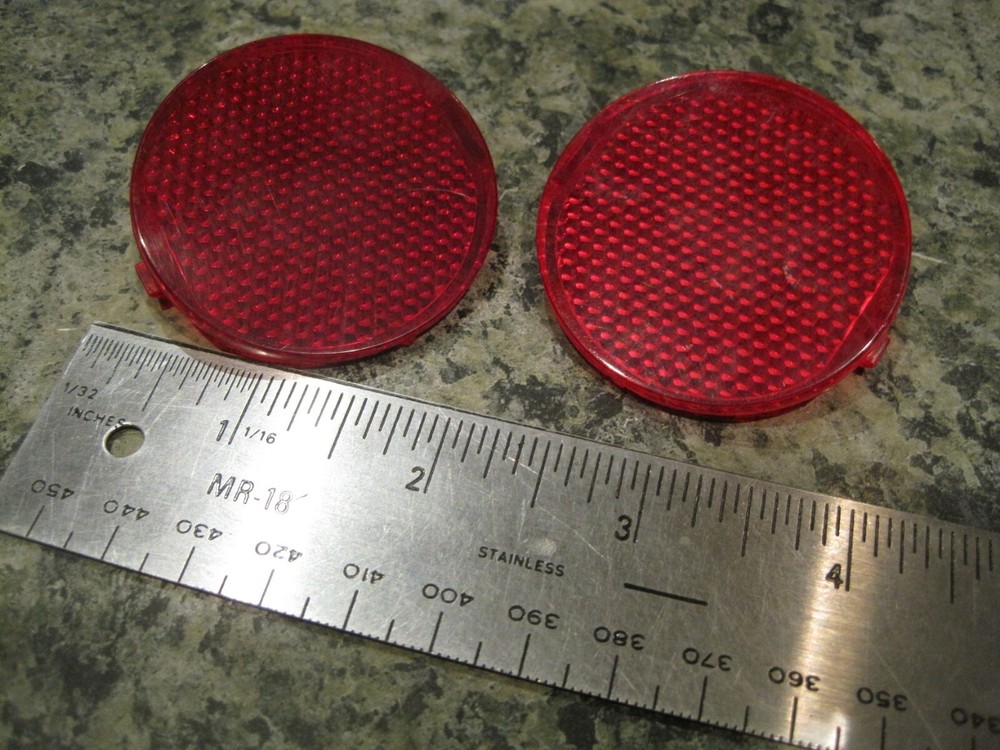 2005-2010 PONTIAC G6 INSIDE DOOR PANEL ROUND RED REFLECTOR PAIR