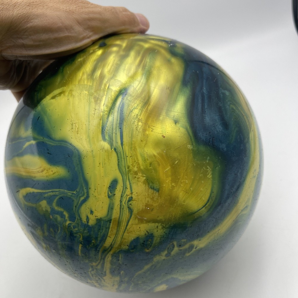 brunswick bowling ball Python 15.71 Lb.