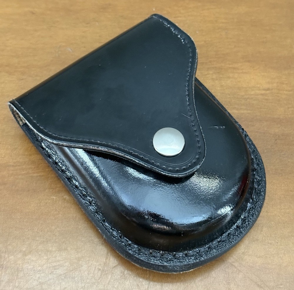VTG Jay-Pee High Gloss Black Leather Handcuff Case Silver Snap Jaypee GUC