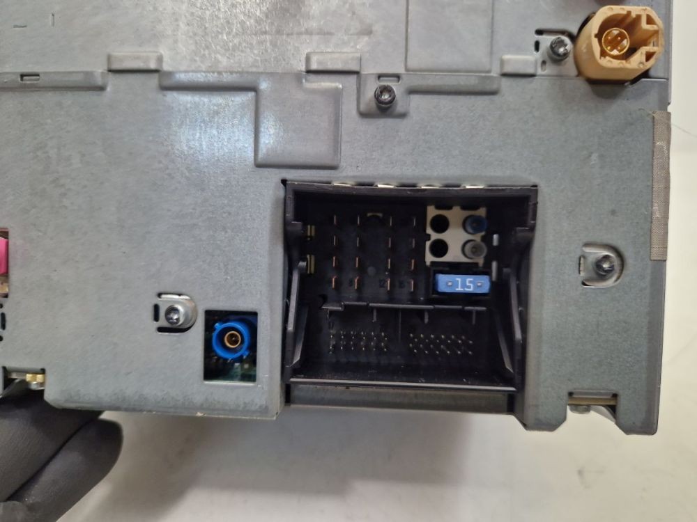 Radio/Navigation CD Player Combined System *Code Not Available Suitable For