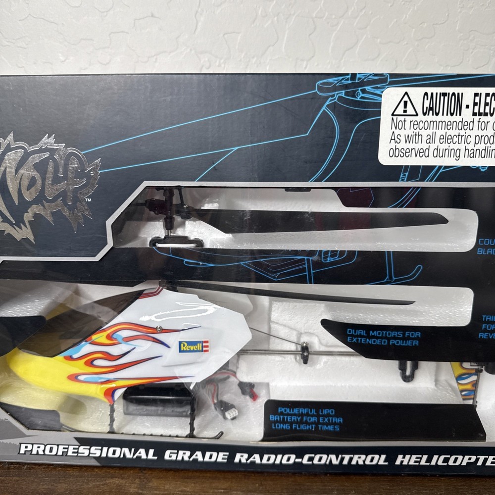 New Revell White Wolf Remote Control Helicopter RC Heli Blade