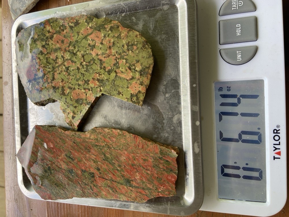 Unikite Rough Slabs 6.7 Oz