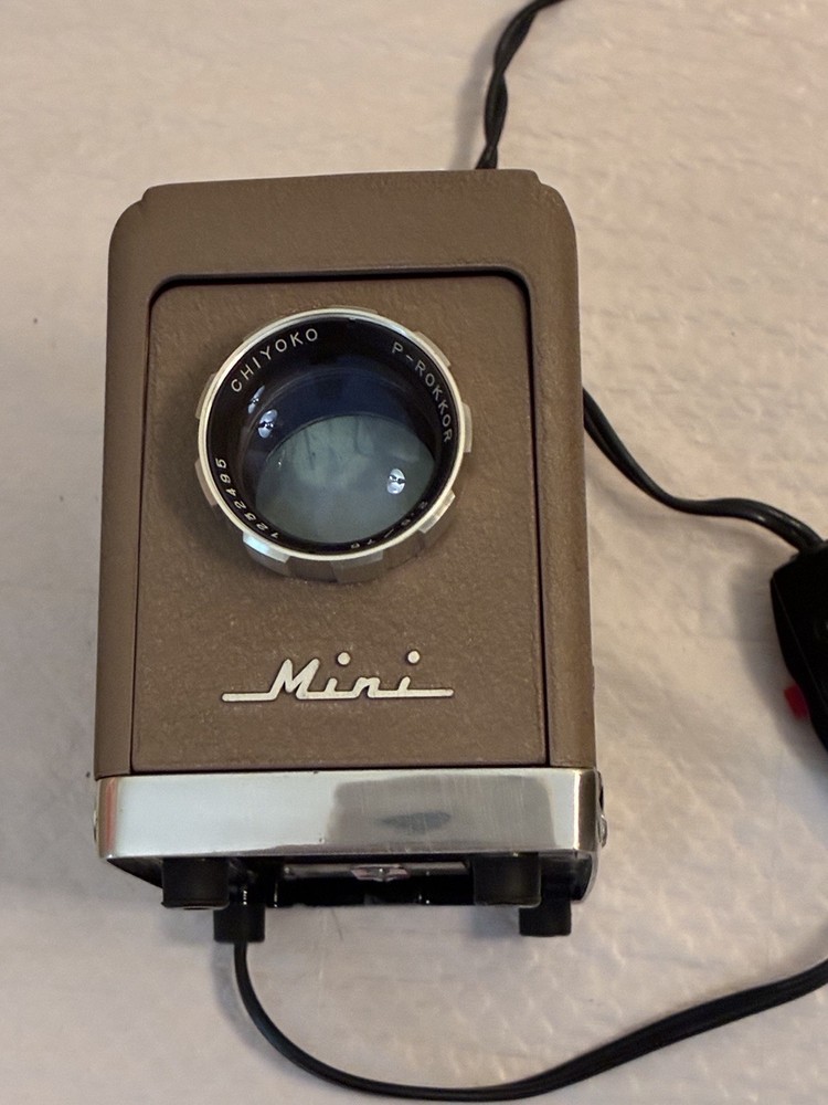 Vintage Minolta Mini 35mm Slide Projector