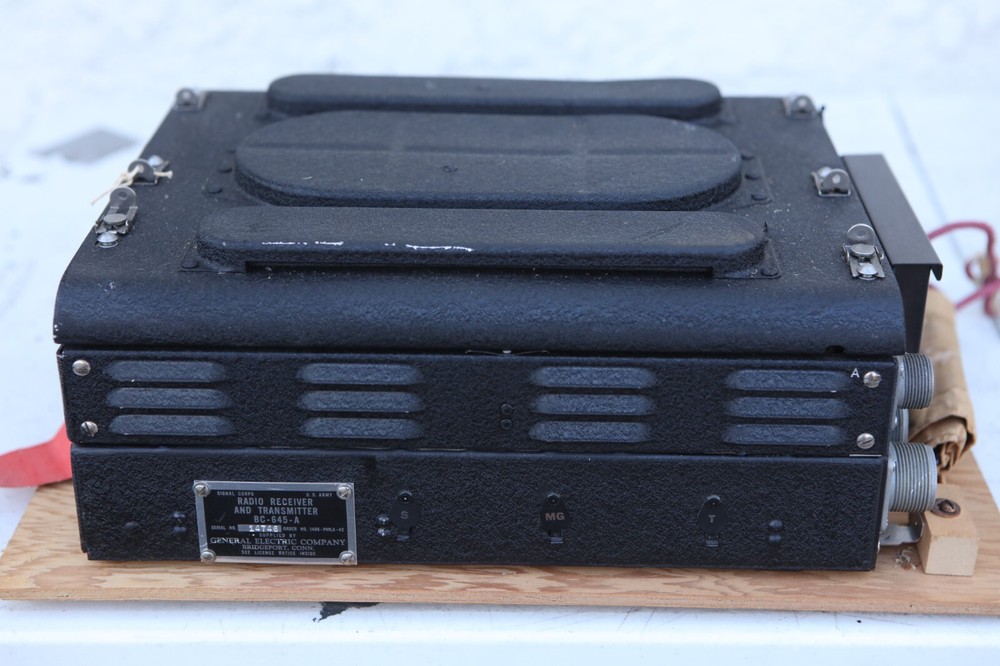 Signal Corps BC-645-A Receiver and Transmitter